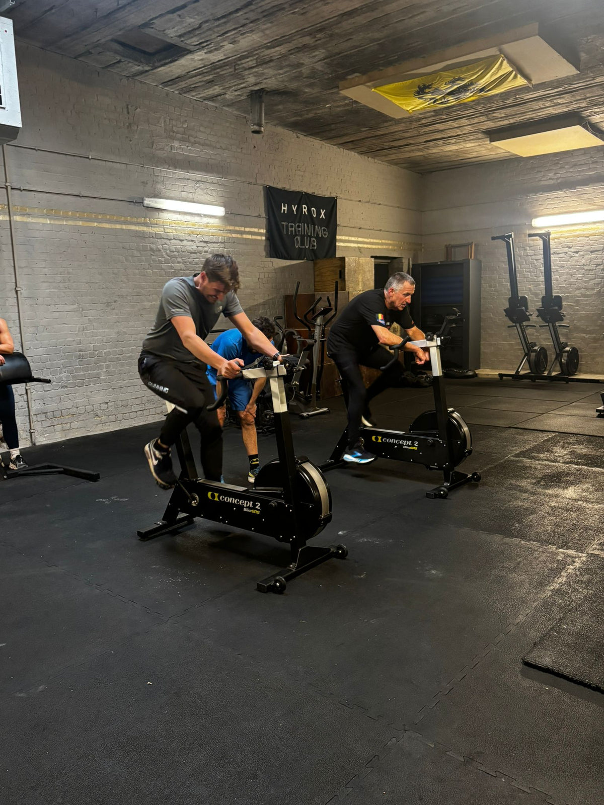 CrossFit W Bootcamp class